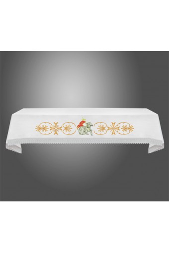 Altar cloth with lace...