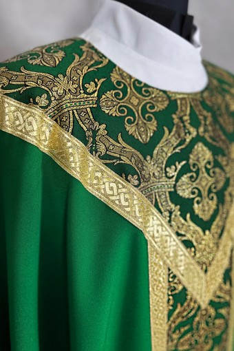 Chasuble 143