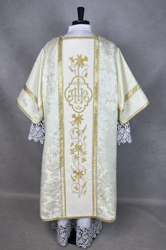 Dalmatic 139