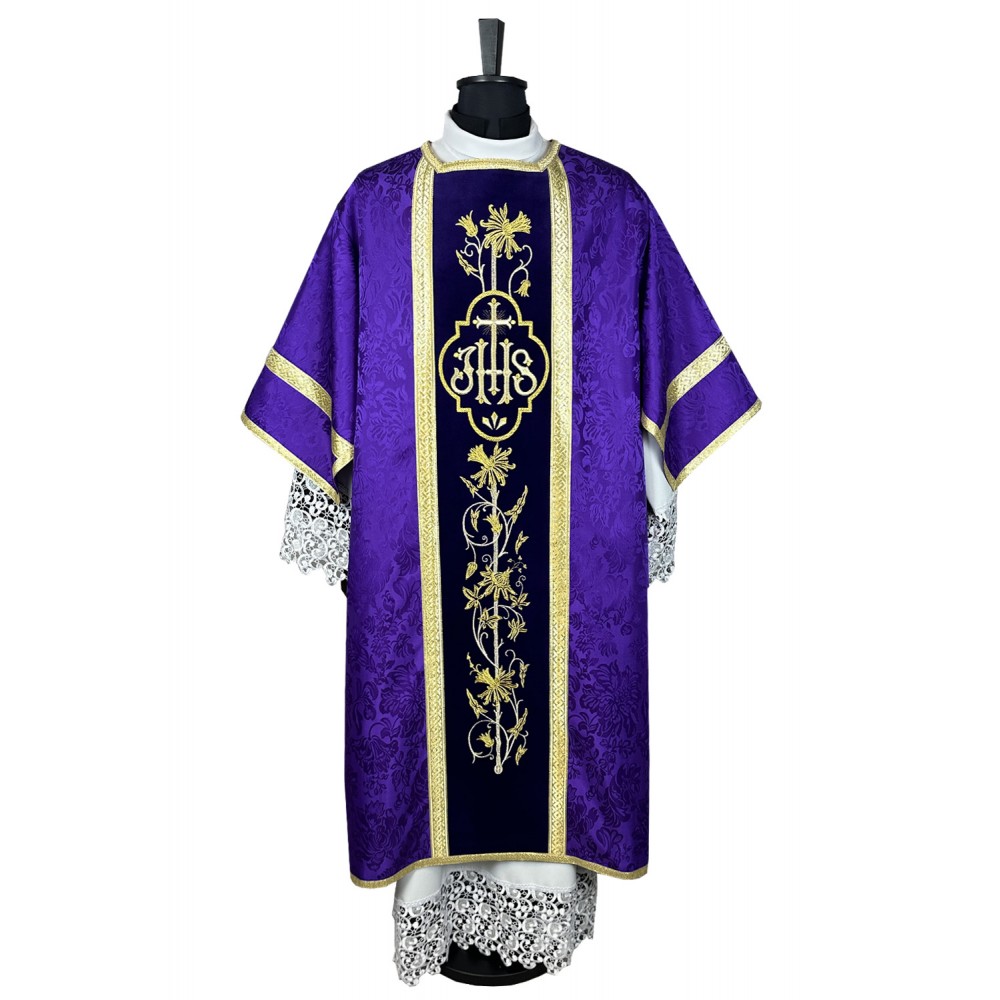 Dalmatic 139