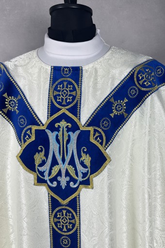 Marian Chasuble 379a