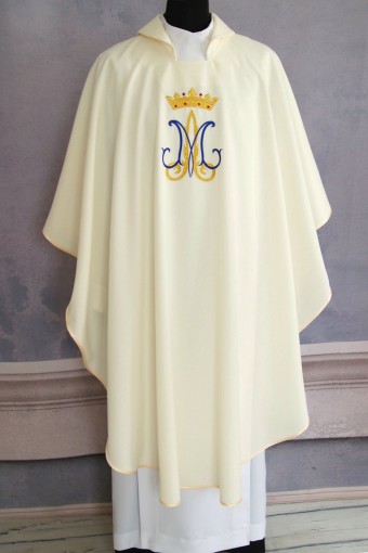 Marian Chasuble 131 s