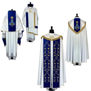 Set bestehend aus 20d-2 Chormänteln + liturgischem Schleier