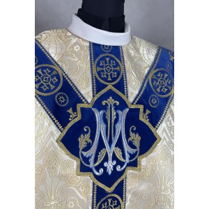Marian Chasuble 379 b