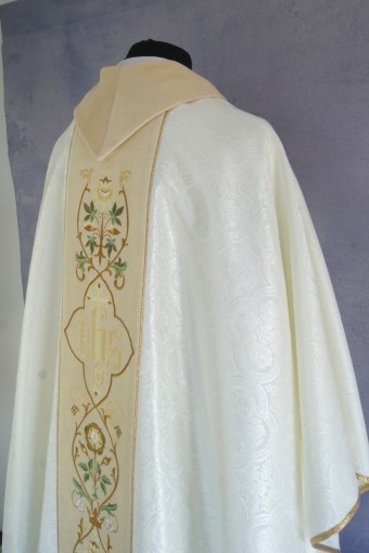 Chasuble 95 Damask Cowl Neck
