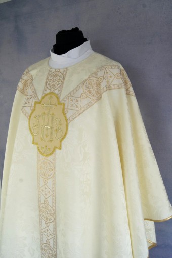 Chasuble 84d-1 - pas de collier